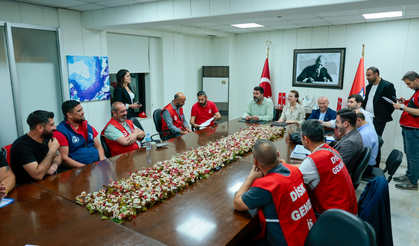 Konak Belediyesi’nde grev bitti: En düşük maaş 58 bin TL!