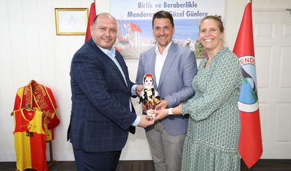 Kardeş belediyeler buluştu: Troisdorf Belediye Başkanı Menderes’te!
