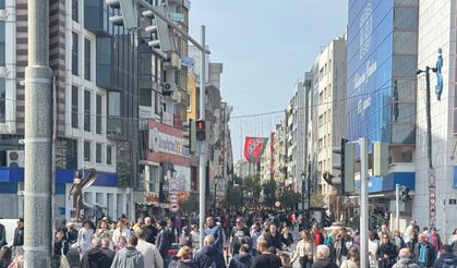 Karşıyaka’da ekonomi esnafla büyüyor