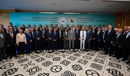 Türk-Arap Odası zirvesi İzmir’de gerçekleşti