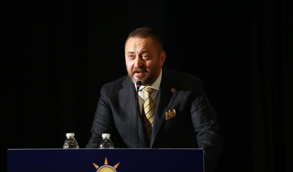 Karşıyaka Belediye Meclisi AK Parti Grup Başkanvekili Ünal'dan çöp çıkışı