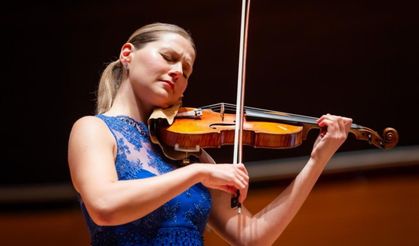 175 yıllık kemanla büyüleyen konser