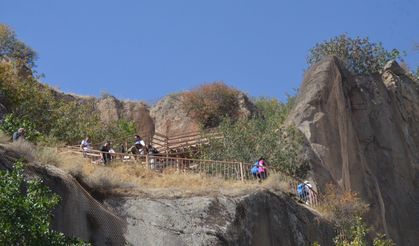 Ihlara Vadisi'nde sonbahar yoğunluğu