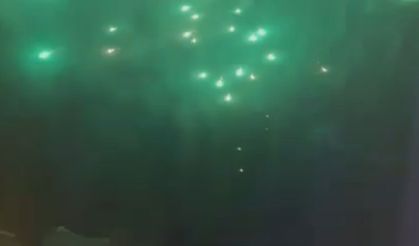 Karabağlar’da gece yarısı parkta havai fişek paniği