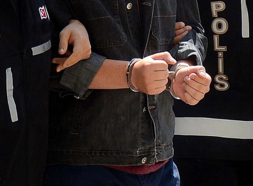 Çiğli’de silahlı kavga: 4 yaralı, 4 tutuklama