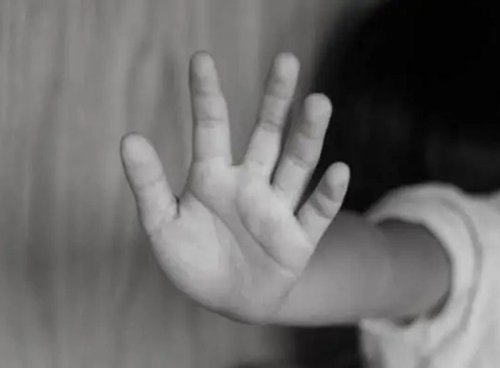 13 yaşındaki çocuğa cinsel istismar davasında 33 kişi tutuklandı