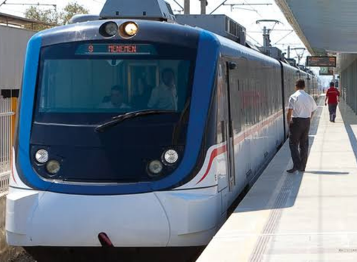 İZBAN’da intihar girişimi: Genç işçi ağır yaralandı