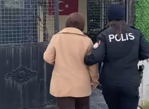 15 yıl hapis cezasıyla aranan şahıs Bayraklı’da yakalandı