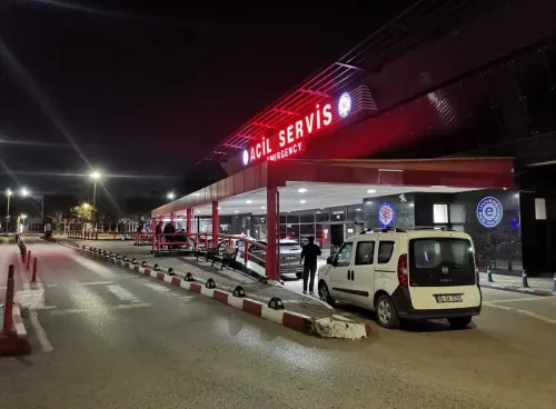 Kemalpaşa’da Bekçilere silahlı saldırı: 1 görevli yaralandı