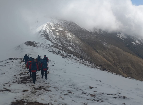 Kayıp amatör dağcı Bozdağ’da sığındığı bağ evinde sağ olarak bulundu