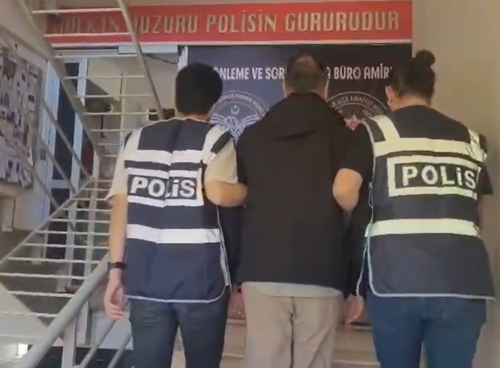 Karabağlar’da 10 yıl kesinleşmiş hapis cezası bulunan firari yakalandı