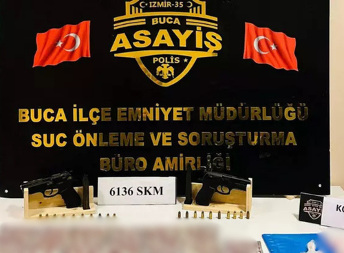 Buca polisinden büyük operasyon: 110 kişi yakalandı, çok sayıda silah ele geçirildi