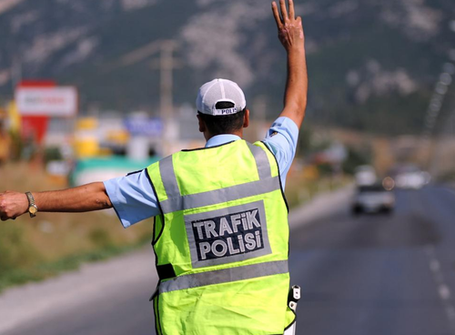 İzmirde trafik düzenlemesi sonrası ihlallerde düşüş