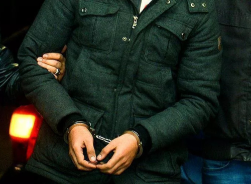 Buca'da eşini tabancayla vurarak öldüren koca tutuklandı