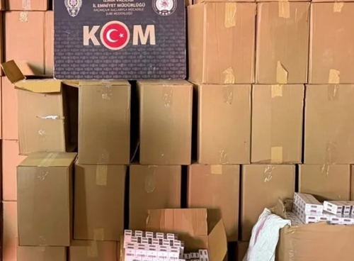 Bornova’da kaçak sigara operasyonu: 1,8 milyon makaron ele geçirildi