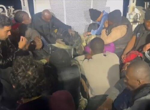 İzmir'de göçmen hareketliliği: Çiğli'de 19 kişi yakalandı, Dikili'de 11 kişi kurtarıldı