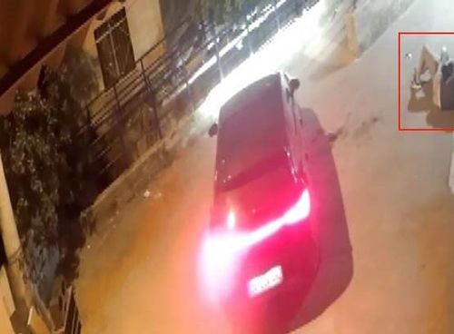 Cinayet sonrası yerde yatan kurbanın başında telefonla konuşup kaçtı!