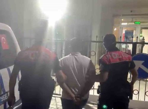İzmir’de 14 yıl 10 gün hapis cezasıyla aranan firari yakalandı