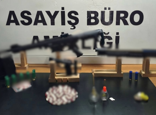 Menemen’de dev yasaklı madde operasyon: 42 kişi yakalandı!