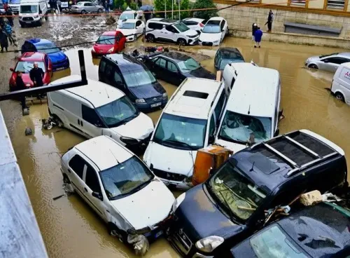 İstanbul'da selin bilançosu ağırlaşıyor: Sigortaya 838 hasar bildirimi
