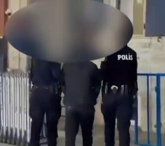 17 yıl 7 ay hapis cezası bulunan şüpheli Karşıyaka’da yakalandı