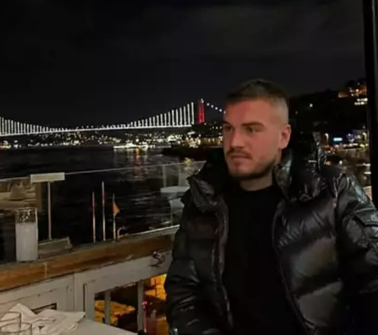 Karşıyaka'da direğe çarpan 23 yaşındaki motosiklet sürücüsü hayatını kaybetti