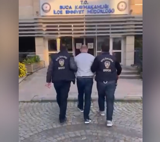 Buca’da yasaklı madde suçundan aranan hükümlü yakalandı