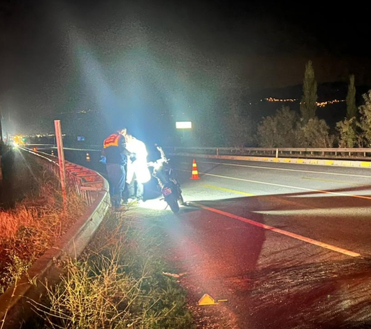 Buca'da bariyere çarpan motosiklet sürücüsü hayatını kaybetti