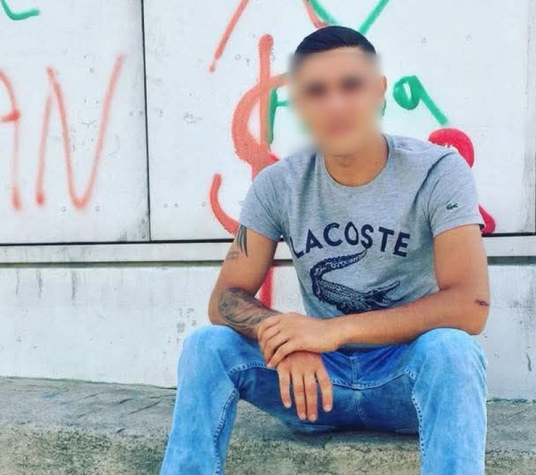 İzmir’de 2 yaşındaki çocuğa bıçaklı saldırıda bulunan şüpheli tutuklandı