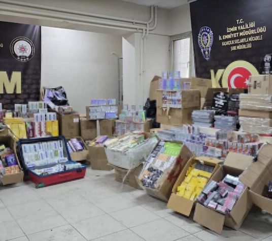 Bornova’da kaçak tütün operasyonu: Binlerce kaçak ürün ele geçirildi