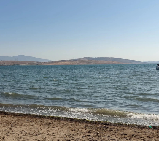 Şakran Plajı’nda korku dolu anlar: Boğulma tehlikesi geçiren 2 çocuğun durumu ağır