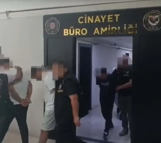 Karabağlar’da silahlı çatışma can aldı: 15 yaşındaki Ayaz hayatını kaybetti