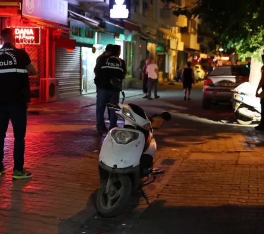 Karşıyaka'da 5 kişinin yaralandığı silahlı kavgadan acı haber