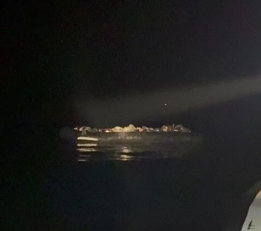 İzmir açıklarında 55 düzensiz göçmen yakalandı