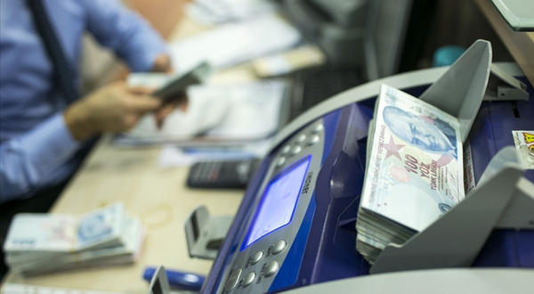 İzmir’de 500 bin dolarlık senet bilmecesi! Bankaya teslim etti, yıllar sonra kayıp olduğunu öğrendi