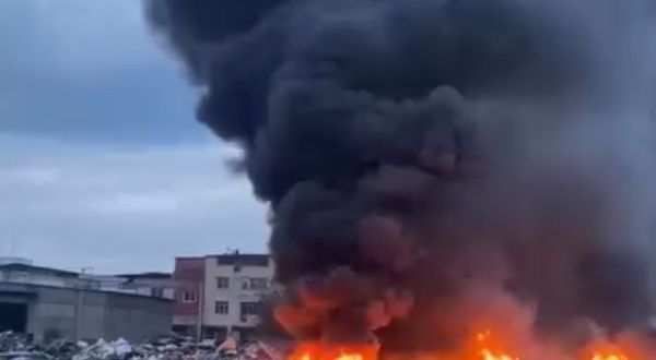 Buca’da çöp alanında yangın: Esnaf ve mahalleli tedirgin