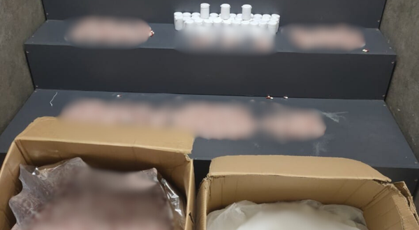 Konak’ta narkotik operasyonu: 104 bin adet sentetik ecza ele geçirildi