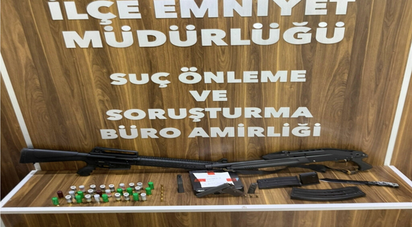 İzmir’de darp ve zorla sözleşme imzalatma iddiasında 3 gözaltı