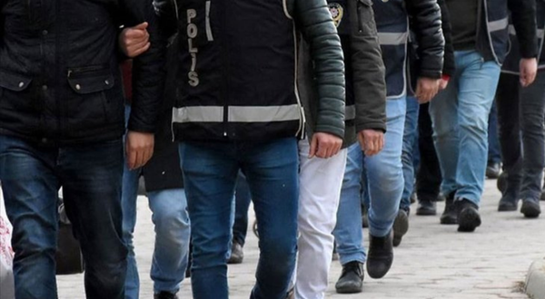 Emniyet ve MİT’ten ortak operasyon: Kırmızı bültenle aranan 14 şüpheli yakalandı
