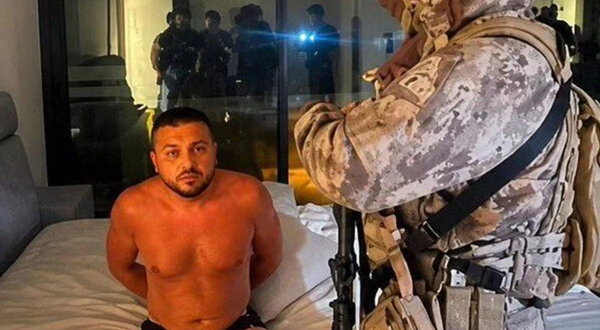 MİT ve Emniyet’ten ortak operasyon: Interpol’ün kırmızı bültenle aradığı İsveçli baron Çeşme’de yakalandı