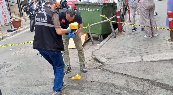 Konak’ta sokak ortasında silahlı saldırı: 2 şüpheli gözaltında