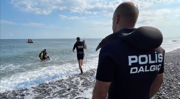 Çeşme’de denizde feci ölüm: 40 yaşındaki kişi hayatını kaybetti