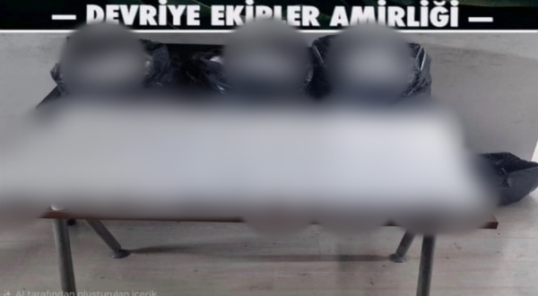 İzmir’de soluk soluğa kovalamaca: Otomobilde 118 bin 320 sentetik hap ele geçirildi