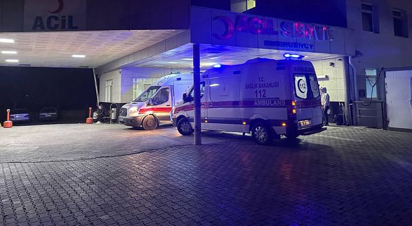 İzmir Kemalpaşa’da gıda zehirlenmesi şüphesi: 80 işçi hastaneye kaldırıldı
