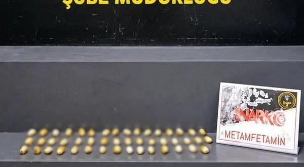 Adnan Menderes’te operasyon: Midesinde 47 kapsülle yakalandı!