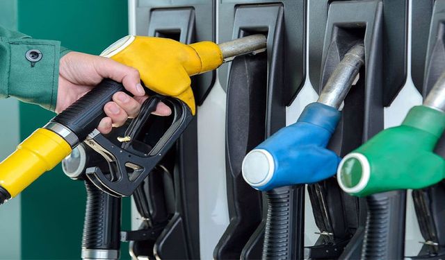 Akaryakıta indirim! 16 Aralık 2025 Salı İzmir'de güncel akaryakıt fiyatları