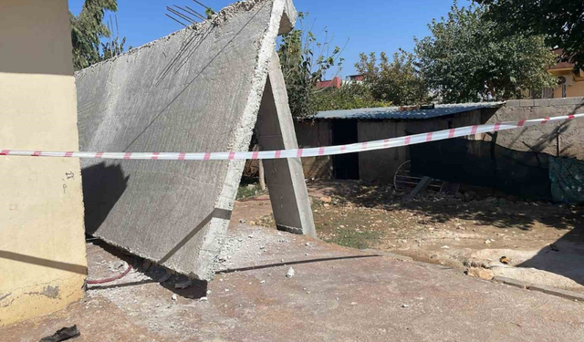 Deprem sonrası Şanlıurfa’da balkon çöktü: Bir kişi yaralandı