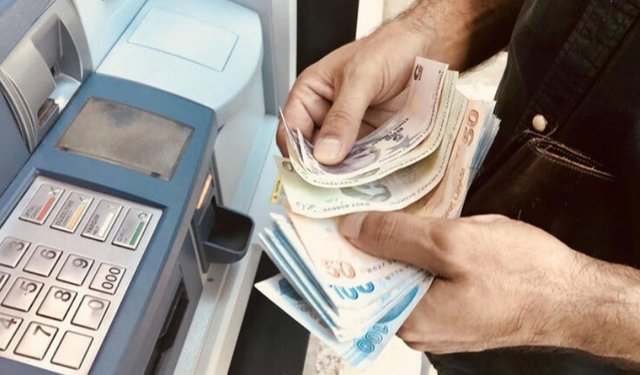 Emekli bayram ikramiyeleri bugün hesaplara yatmaya başlıyor
