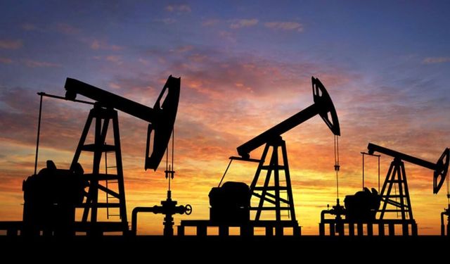 Petrol piyasasında alarm: Brent 98 doları aştı