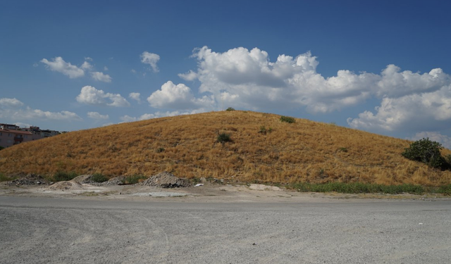 İzmir Bergama Maltepe Tümülüsü: Antik dönemlerin sırrını keşfedin!